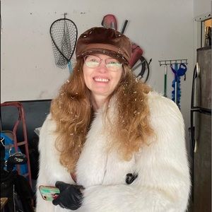 Meet your Posher, Teresa